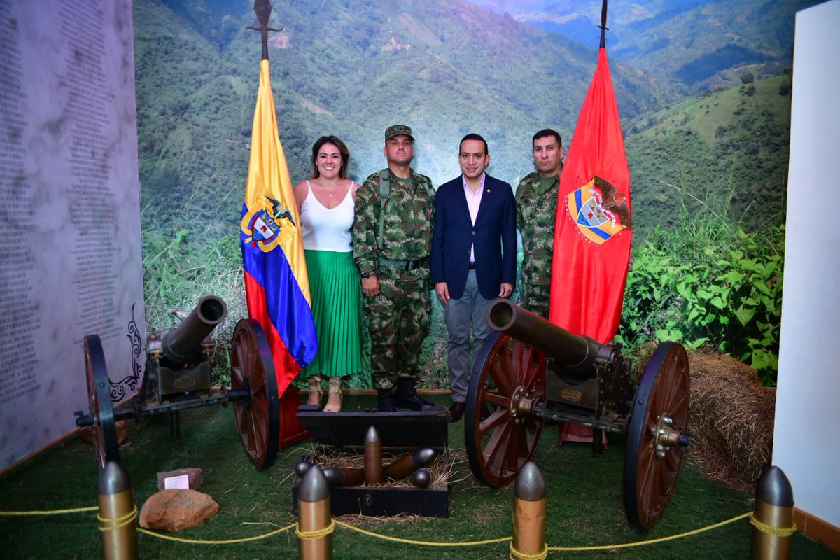 MAguilarHurtado's tweet photo. Santandereanos, los invito para que vengan al Centro Cultural del Oriente @centroculturalO  y conozcan el Museo Militar Batalla de Palonegro, sitio emblemático de la historia y cultura de nuestro Departamento. https://t.co/ucgnYtC4a2