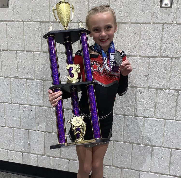 seabees_we's tweet photo. Super pumped about our 3rd place finish this weekend at @CHEERSPORTCorp so much fun!!! #queenbees 🐝❤️ https://t.co/Oij0yK4jyF