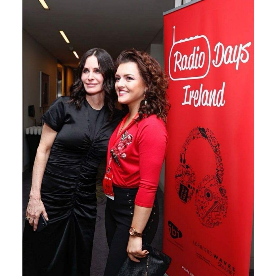 HelenaMullins's tweet photo. Throwback to last year meeting the lovely @CourteneyCox
๐
Roll on @RadioDaysIrl 2020!
@LearningWaves
_
#RDIrl20 #LearningWaves #IBIIreland #IMRO #Radio #SocialMedia #RadioLife #Work #VideoProduction #CourtneyCox #Friends #LouthChat https://t.co/5805g95NbW