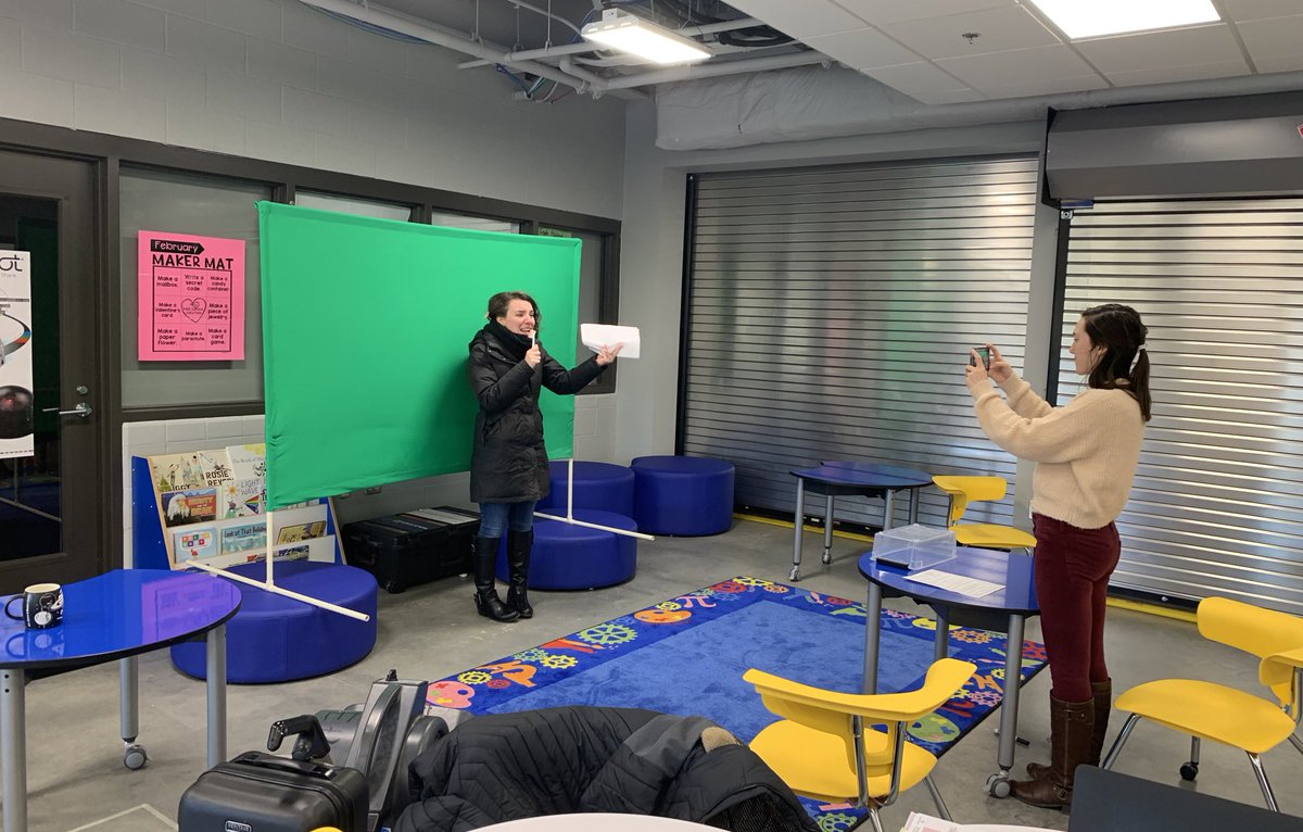 These amazing <a href="/EdgewoodPrimary/">Edgewood Primary</a> teachers - bringing learning to life for their lucky second-graders - complete with props, fans and green screen weather forecasts⛈🌤🎥 Mind blown! 🤯<a href="/Rhoades_EPS/">Mrs. Rhoades</a> <a href="/sproutsinsecond/">Mrs. Lacey</a>