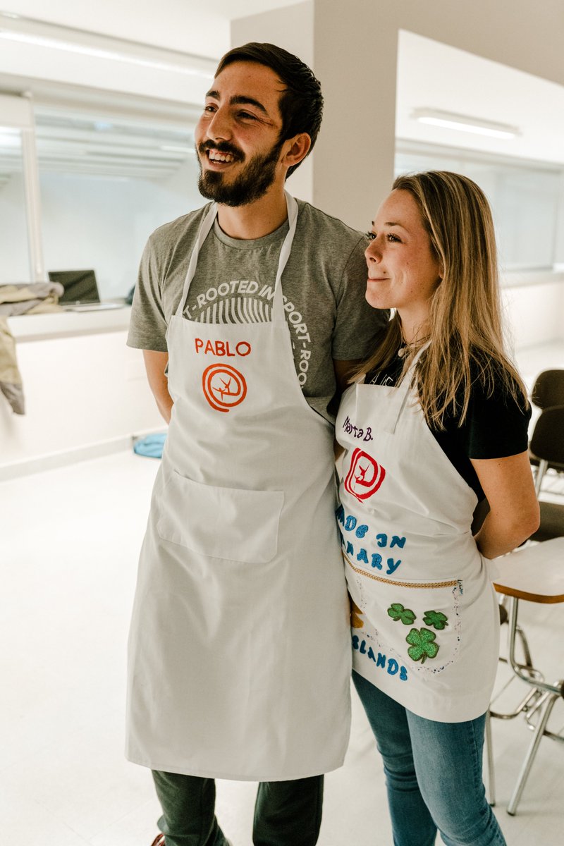 MasterchEFugr's tweet photo. Se acerca el gran día, mañana es... ¡LA FINAL DE #MasterchEFugr! 👏
Tendremos el lujazo de ver a @PablooMartin7 y a @martabautista3 exponer sus menús estrella ⭐️
Disfrutad mucho del proceso para que nos vayamos con un sabor de boca insuperable. Sois el broche... https://t.co/4MqJFFSDXf