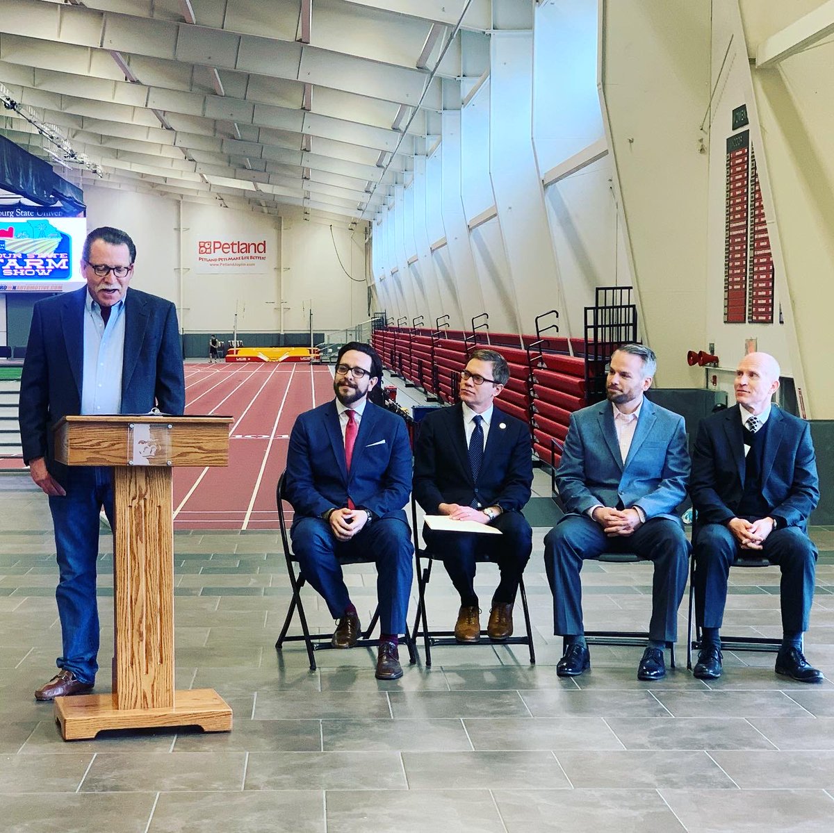 PittsburgKS's tweet photo. Four State Farm Show coordinator Lance Markley joined state, county, university and city officials today to announce that the #FourStateFarmShow is coming to town in 2020. The show will take place May 29-31, on the PSU campus. https://t.co/SgmeL0ak2R