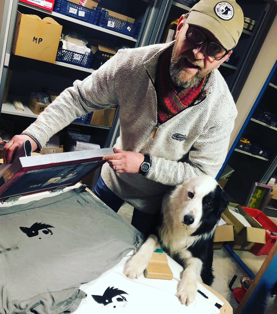 zakthecolliedog's tweet photo. Finally bringing the #zakthecolliedog printing in house at #cherrydidihq - thx for the lesson #fineartprintmaker @ColetteHalstead #screenprinting #ethicalclothing #salvageclothing #creatingjobs #madeincumbria #chooseyourowncolour @CherrydidiUK https://t.co/uDZwsRpLPx