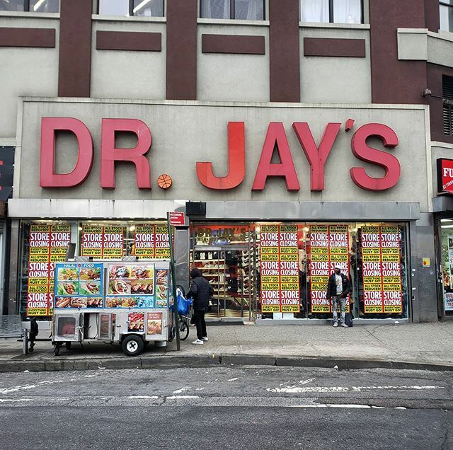 Welcome2theBX's tweet photo. Say it ain't so! @drjays is closing its location at The Hub in The #Bronx after DECADES of serving the community.
#welcome2thebronx
#TheBronx #Bronx #ilovethebronx #thebronxisbeautiful #welcometothebronx #myBronx #yourBronx #ourBronx #everydaybronx #th… https://t.co/lKPBO5qUIo https://t.co/N7SgTJqNGp