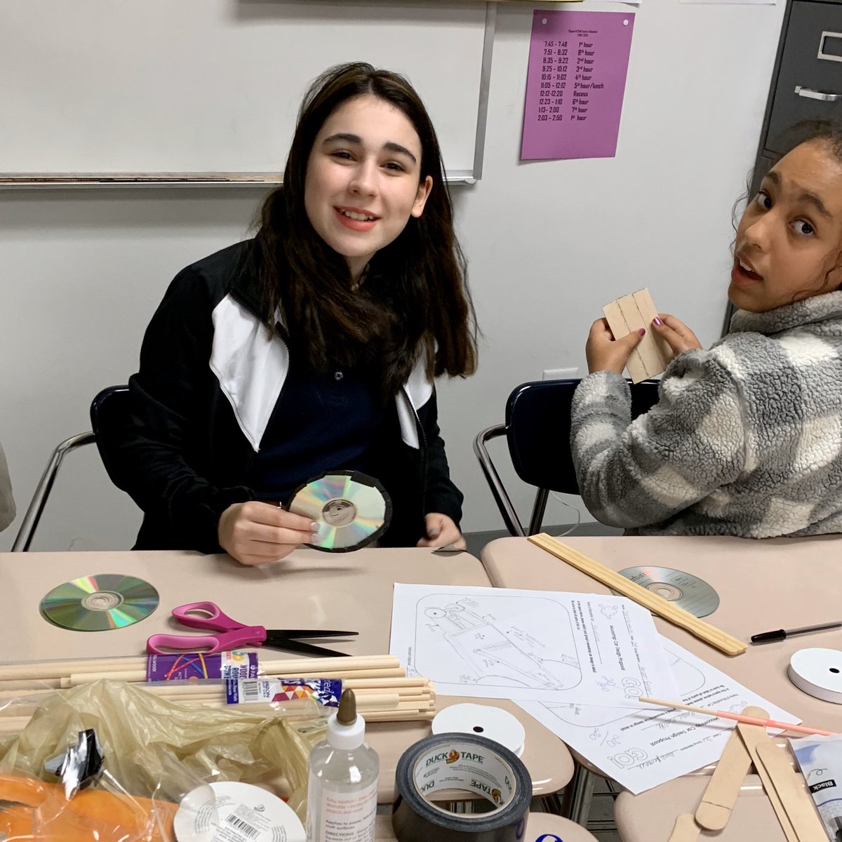 Khyde3428's tweet photo. Day 1 of creating Moustrap Cars in science. Hectic teacher day but AWESOME student involvement. I ❤️when I can get students to a higher level & think outside the box without them knowing 😂
@GoBucsSJHS #HydeAndTeach #6thgradeinprogress #southsideALLin https://t.co/M1sClUNtZs