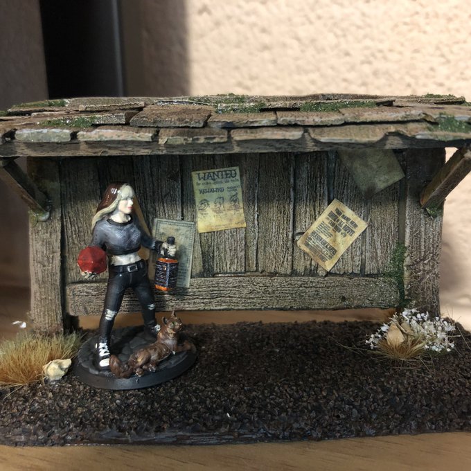 (Not complete) Started painting my @HeroForgeMinis custom mini last night. It&rsquo;s a learning expreience<a class="tags" target="_blank" title="On Twitter" href="/?out=eyJ0eXAiOiJKV1QiLCJhbGciOiJIUzUxMiJ9.eyJpYXQiOjE3MjY0MzM1MTcsImlzcyI6InR3cG9ybnN0YXJzLmNvbSIsIm5iZiI6MTcyNjQzMzUxNywiZXhwIjoxNzU3OTY5NTE3LCJyZWRpcmVjdF91cmwiOiJodHRwczovL3R3aXR0ZXIuY29tL0hlcm9Gb3JnZU1pbmlzIn0.Va5E1y_9KiQ_7d6bEN8CXSdDIZiMc_gt6foKqcM135PDqgbUKNqfMf-eg-qh0PDWvMijTzygm3TzInAzjDbxzQ">@HeroForgeMinis</a>