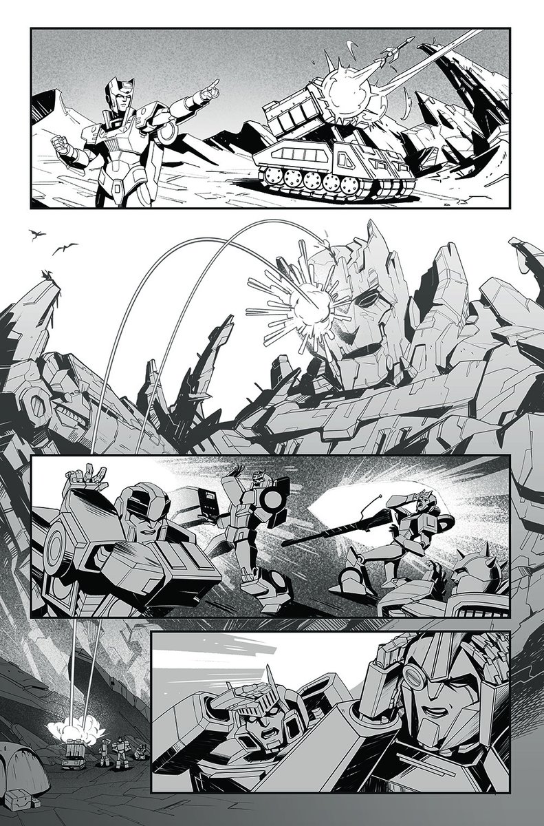 Today I've finished my 100th interior page for the Transformers series!  And tomorrow Issue 17 comes out, which I am so so proud of how it turned out! So I wanted to share some of my favorite interior pages from issues 11,14,15 and 16 :) 