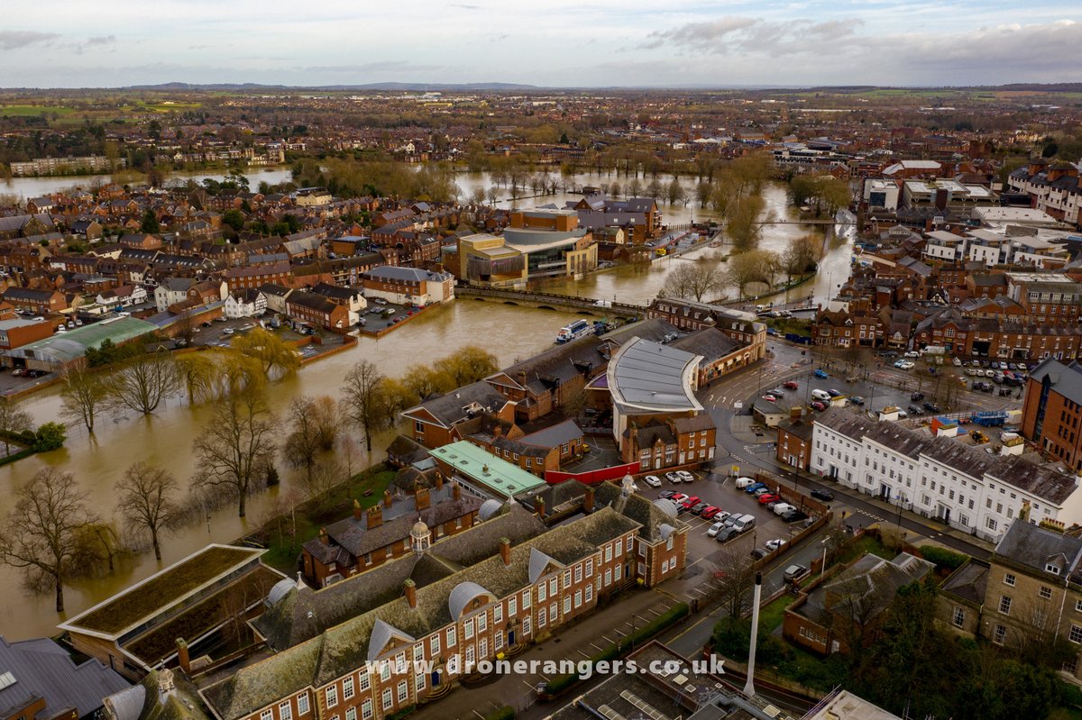 vsdronerangers's tweet photo. Drone images of the Shrewsbury floods taken today during a commercial shoot for Shropshire Council https://t.co/JRuRGwIC4X https://t.co/is8Fds3mt7
