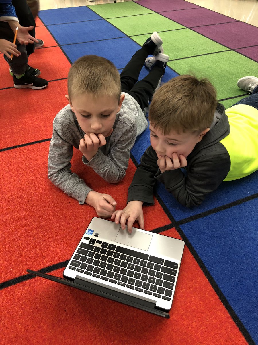 MrsHassels158's tweet image. Kindergarteners are putting some algorithms to the test as they “drive” and “navigate” their way through Scratch Jr.! @ChesakCheetahs #explore158 #kinderscancode