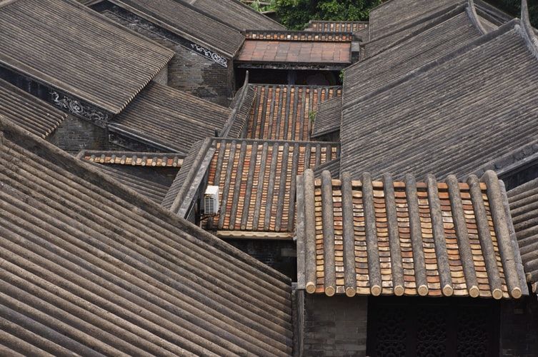 We are roof suppliers! We have the best solutions. Breslin Construction. Contact us via email nigel@breslinconstruction.co.uk #london #construction #building #roof #roofs