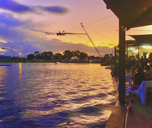 cherrieflea's tweet photo. When you have a heap of fun photos you wants to edit but work gets in the way! Quick one from my phone from #cashfortricks at @wakehouse.aus.... -
-
-
-
#goodfoodtoo #greatsunsetspot #brewsandtunes #wakeboard
#mackay #meetmackayregion #mymackay #mackayliving #visitmackay #th… https://t.co/zNGlAQ4XN9