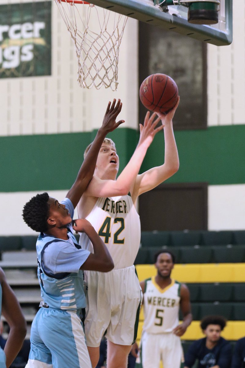 MCCCHoops's tweet image. FINAL: Mercer (8-17) drops the final game of the season to DI Region XIX opponent, @HarcumMBB (25-3), 69-96. @AlexLinal with a double-double 37pts and 10rebs. @Tav_Alford with 16pts, 2rebs, 5asts and 2stls. @JUCOadvocate #MercerCollege #MCCCHoops #RowForward #SophomoreVikings