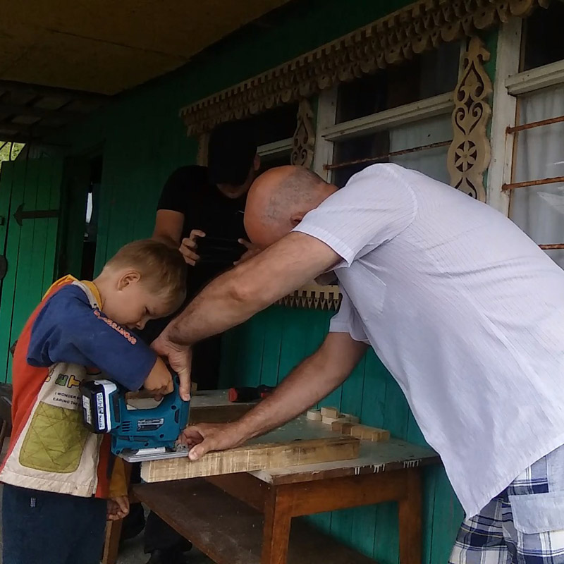 MasterAlex11's tweet image. Русские деревянные ложки
instagram.com/p/B8u1wpnAfUK/…

Провожу мастер классы, по изготовлению деревянной ложки.

Заключаю договора с организаторами на проведение групповых мастер классов, в следующие города России - Хабаровск, Владивосток, Санкт-Петербург, Москва.