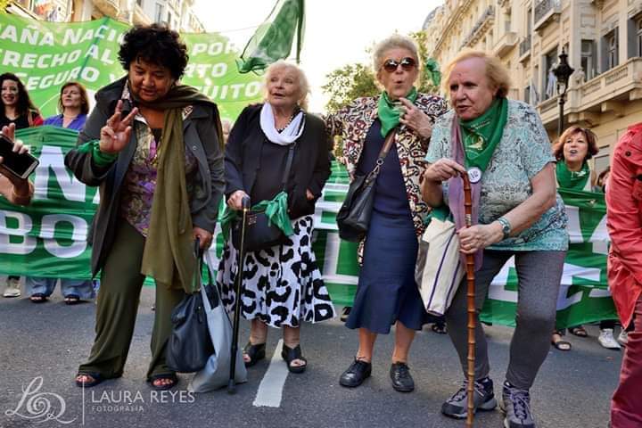 Lulamaravilla's tweet photo. #QueSeaLey 💚 https://t.co/Q9O1SyPJwN