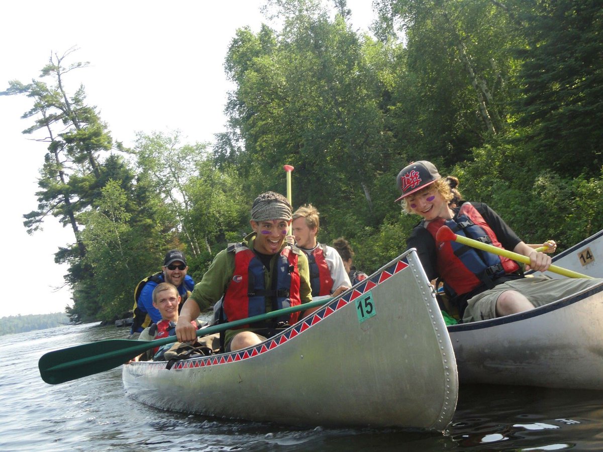 SummerSciEHS's tweet photo. A canoe trip with your soon to be best friends... this man truly lived to share these experinces with his students.  #JM #neverforgotten https://t.co/KpWkBRprw4