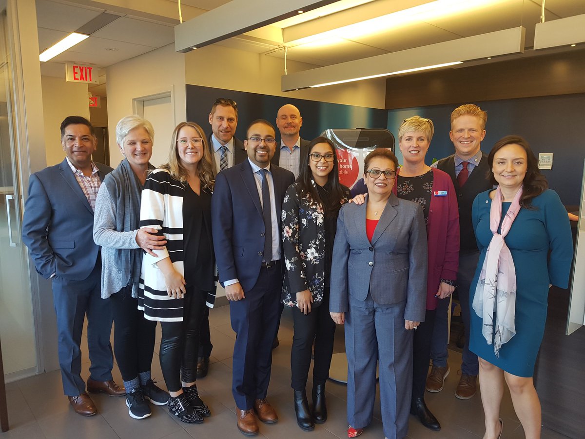 Celebrating 40 years at BMO - congratulations Sarita Lal <a href="/catrina_l/">Catrina Lal</a> <a href="/l_bezzubiak/">Lana Bezzubiak</a> #hoggbruce <a href="/kitamura_james/">James Kitamura</a>