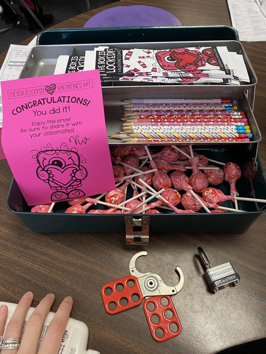 MrsFallucca's tweet photo. Students worked together to solve the math problems and find each clue to unlock the box for a special Valentine’s Day surprise! ❤️ #ECJJaguars #ccsd93 https://t.co/bTdhvtdnTi