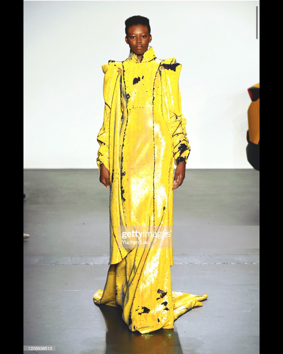 DelesaArcher's tweet photo. #nyfw2020 #guyanesegirl #glow #melaninpoppin #chinafashioncollective #
experience #nyfw #theshows #clairelin #vogue #sheguanghu #statue #wella #makeup #runway #amazing #models #runway #yellow #nyc #trophy #nycmodel https://t.co/zk1DeDBECZ