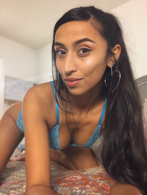 Who&rsquo;s ready to cum tonight 💦 I missed you 💘 I&rsquo;ll be online by 7est #chaturbate @chaturbate https://t<a href="/tag/chaturbate"class="tags"><span>#chaturbate</span></a>