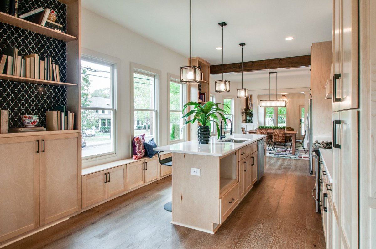 KichlerLight's tweet photo. Neutral, but stunning! Check out @KortneyWilson recent project (that she deemed 'The Colorless Craftsman) featuring pendants &amp; chandelier from the Steel collection. 

#kichler #kitchen #lightingdesign #kortflipsout #kortneywilson #sponsored https://t.co/YWNyyzKku3