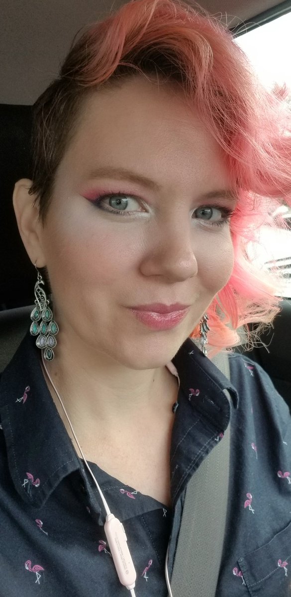 TMPTina_'s tweet image. Had a bird theme today 💕
#pinkismycolor