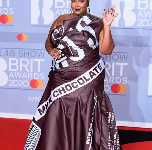 sprinkles_team's tweet photo. Some of the looks from the #Brits2020 - see them all on https://t.co/nGVCDyB9zq

#BritAwards #Lizzo #BillieEilish https://t.co/qHYdOr0gTG
