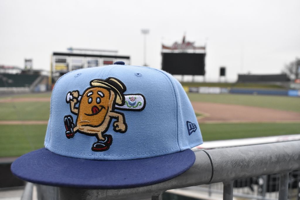 IronPigs's tweet photo. Be the hero at work this Fat Tuesday!
Your last chance to secure a ticket package that includes Fastnacht Donuts is this Friday.

Purchased Fastnachts are available for pick-up Monday, February 24 starting at 4 PM until Tuesday, February 25 at 6 PM.

https://t.co/qP2UJ6107s https://t.co/qUK62e61os