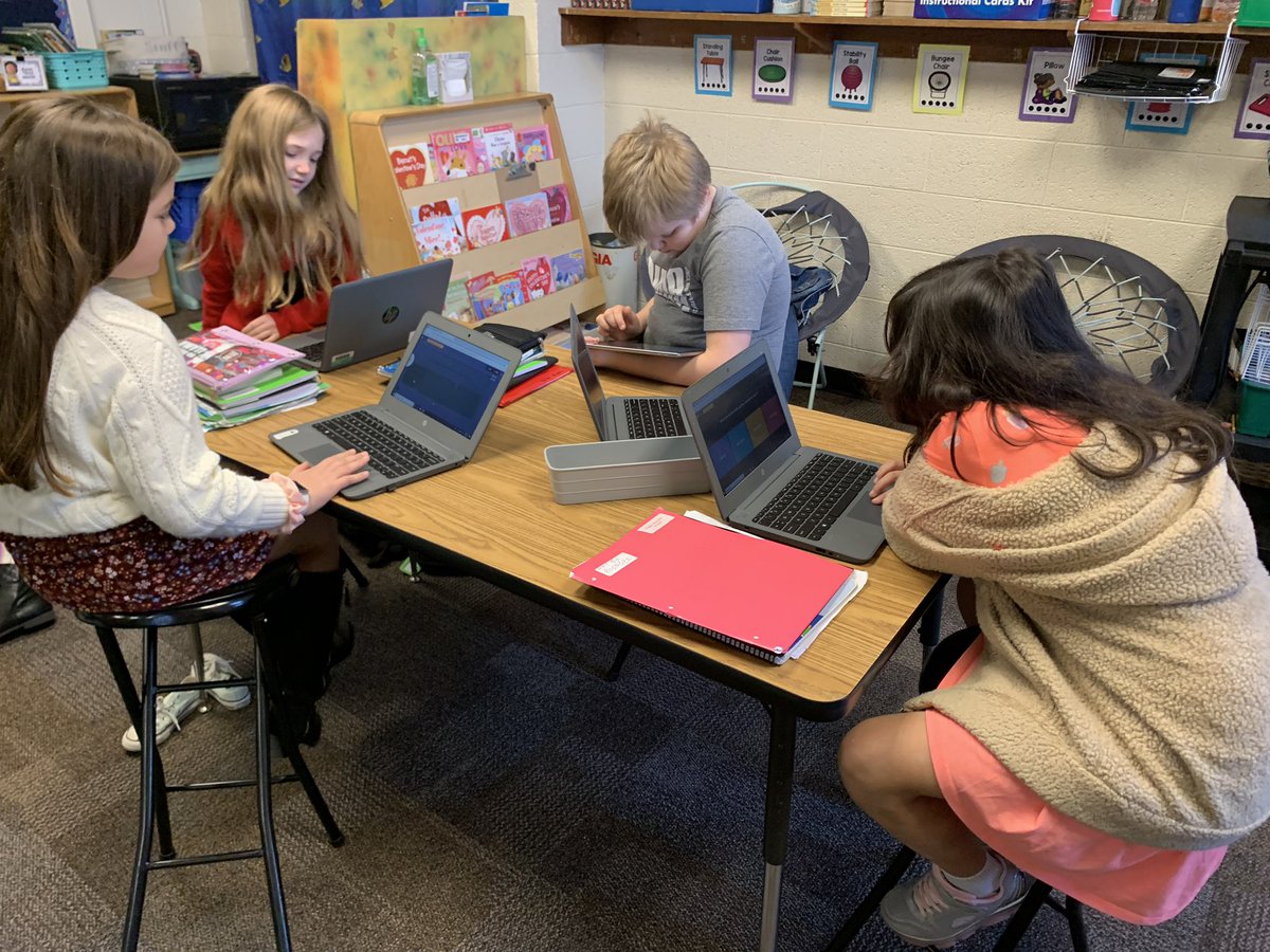 EV3rdGrade's tweet photo. Review and practice with @quizizz today. #interactive #noworksheet https://t.co/d1q4F6JOxm