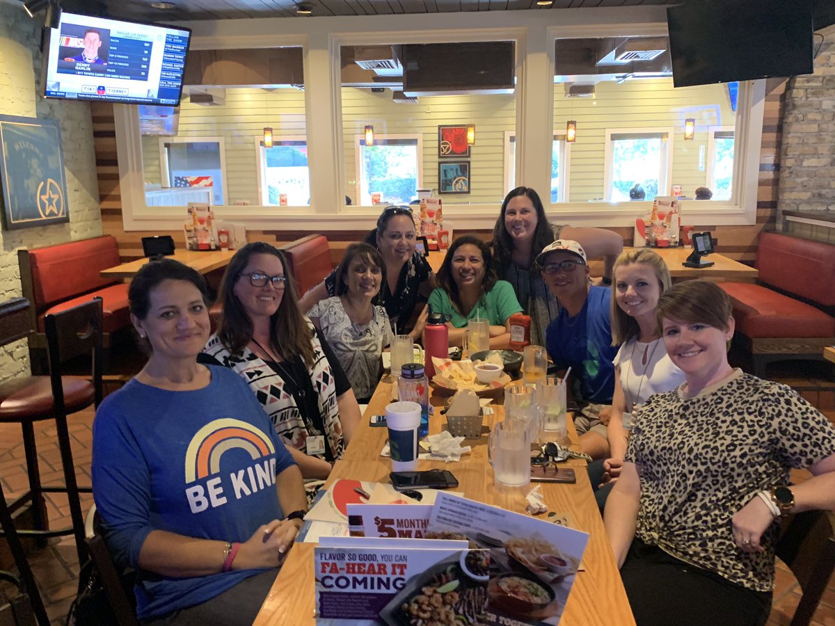 sofiawalk79's tweet image. SELebrating kindness today with some of my favorite people in the whole wide world @volusiaschools and @cypresscreekvcs Enjoyed just laughing together!