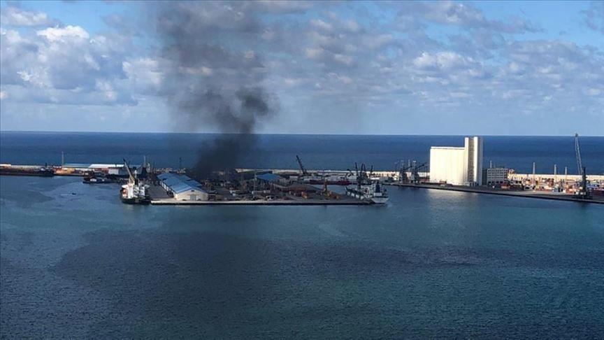 anadoluagency's tweet photo. No #Turkishship attacked in #Tripoli: #Libyan gov't https://t.co/T0ydh2CaZi https://t.co/eS9EBQY8cD