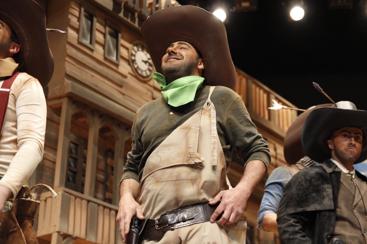 revistagrada's tweet photo. ¡NOS SORPRENDE EN VAQUEROS!
@murgalmaridi cambia el tipo.

Crónica: https://t.co/oSZ0r7mNda

#COMBA2020 #COMBA2020S1 https://t.co/XdcXsFHKRu