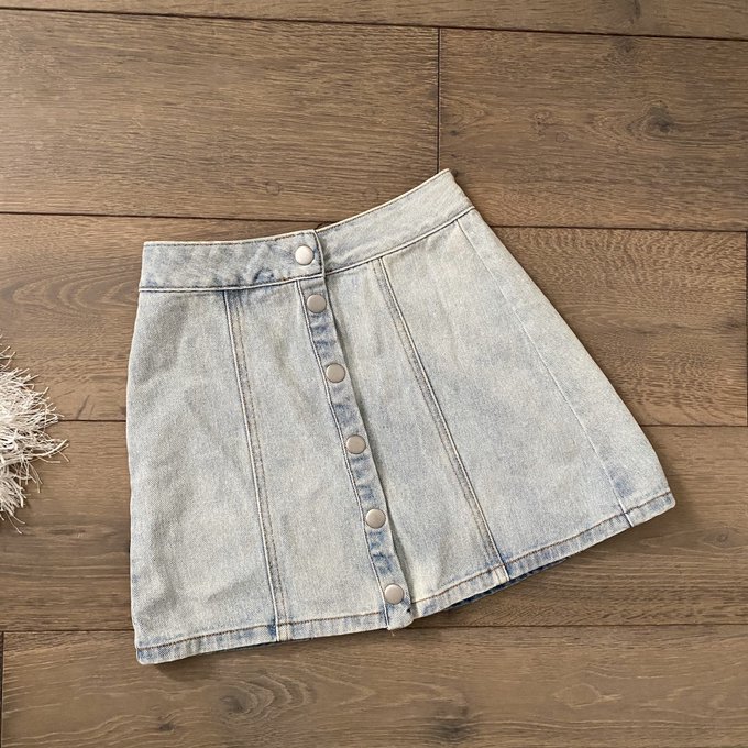 More items posted on my poshmark❤️all for just $5✨ https://t.co/U1XYBMIQUX https://t.co/TwskSviZUm