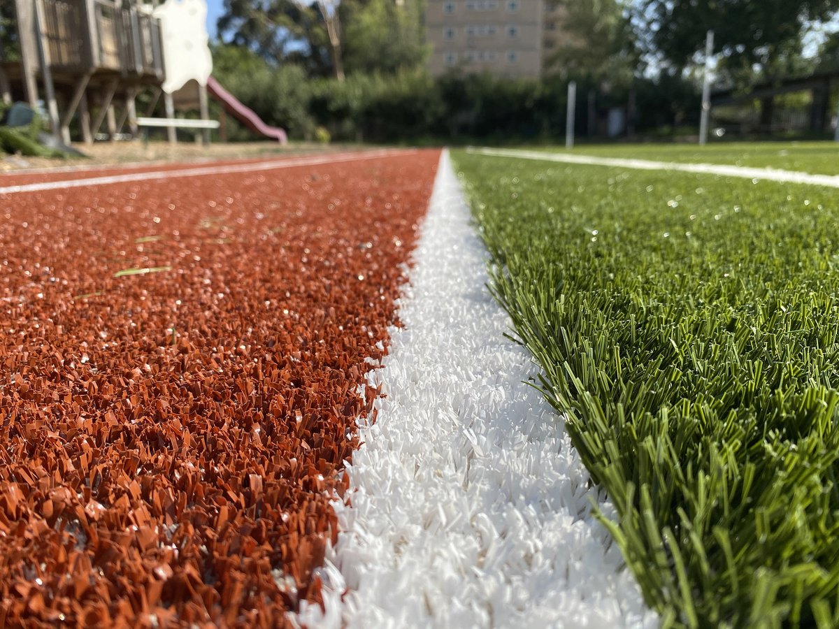 EasyTurf_au's tweet photo. We are specialists at supplying and installing artificial grass for sporting fields and courts at schools and clubs around Australia. Call for a quote today 1800 EASY TURF (1800 327 988) #artificial-grass #easyturf #easy #grassforschools https://t.co/IpPn9fefNO