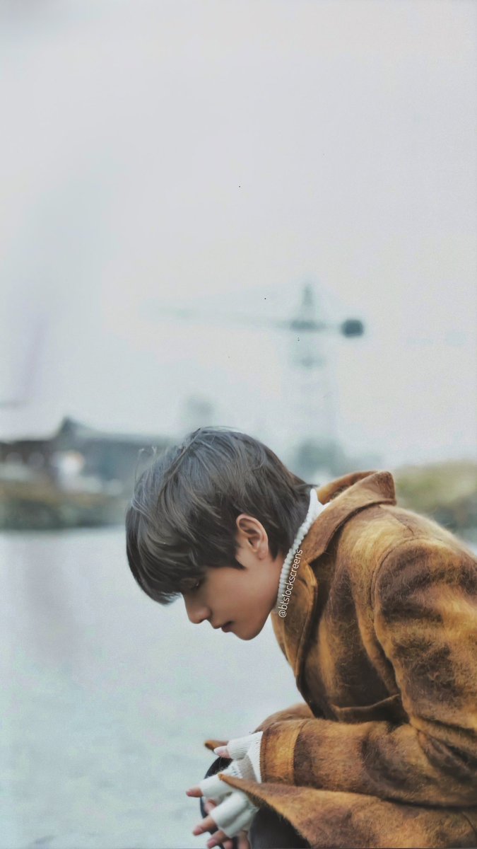 BTS winter package 2020 V/ Kim Taehyung/ Tae lockscreens