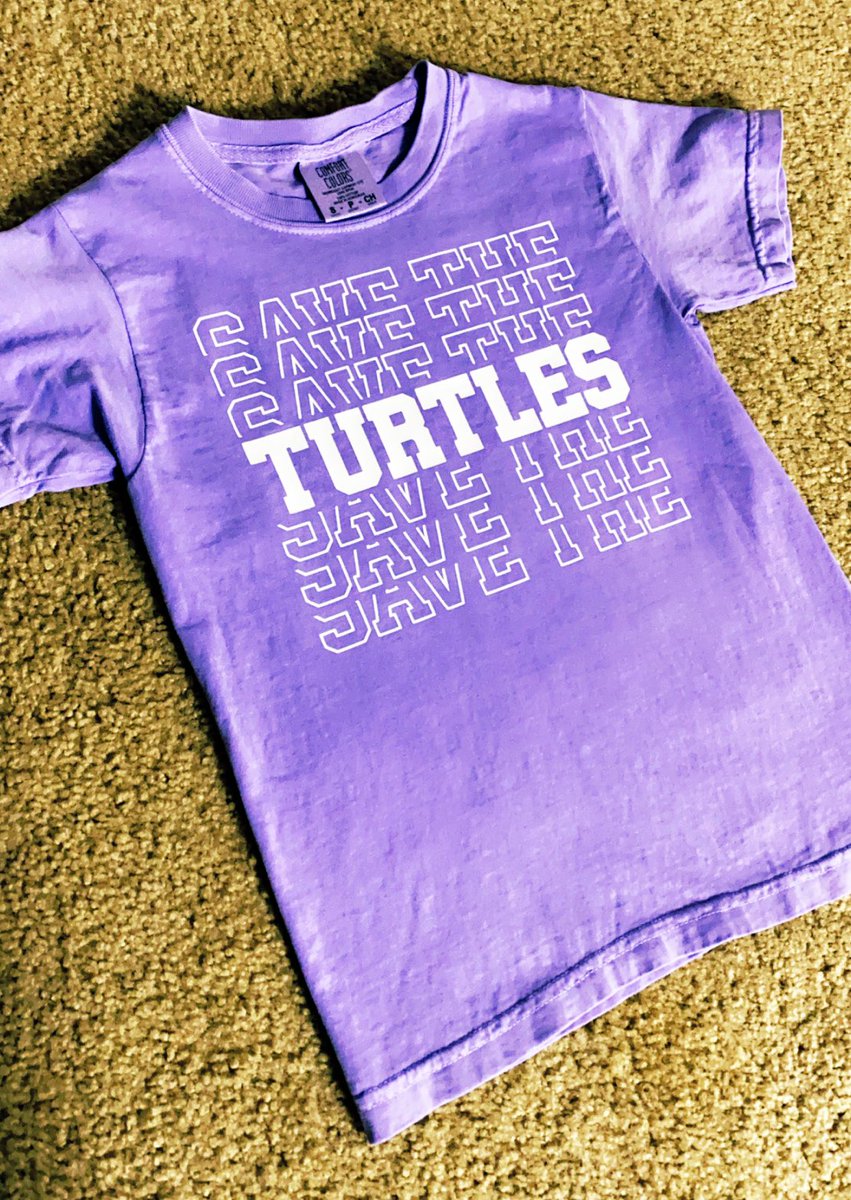 Abstaaaa2012's tweet photo. Cutie save the turtles shirt 🐢 https://t.co/XTbsuMZ9wc