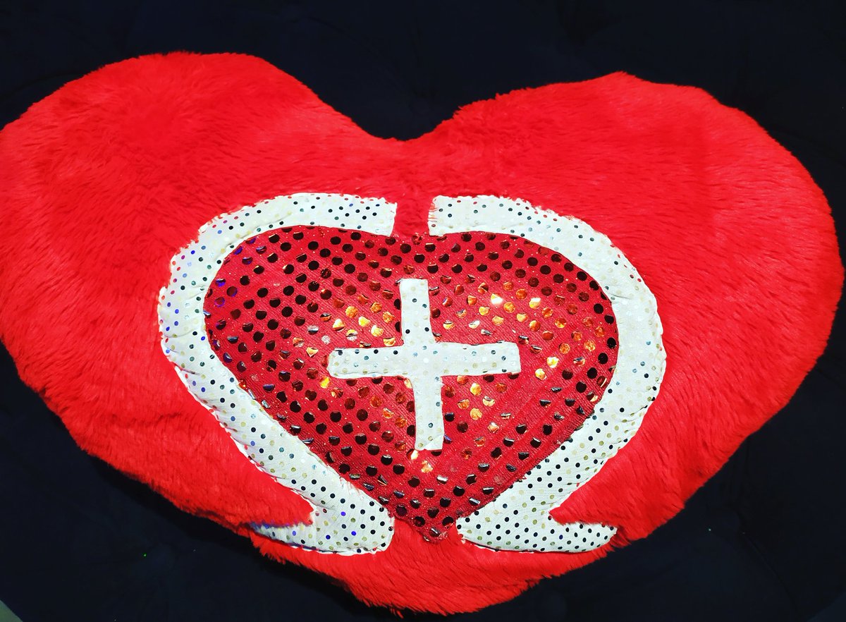 JessiLeoSw's tweet photo. Este es el corazón de Sweet... 
Ya te sacaste fotos con él? ❤️❤️❤️ https://t.co/jEtQzNNJuT