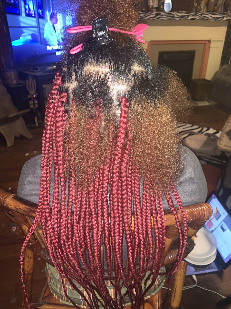 kaymooreee's tweet photo. Come get your hair tucked the right way 😉 #thekayway https://t.co/ki5LwXb75m