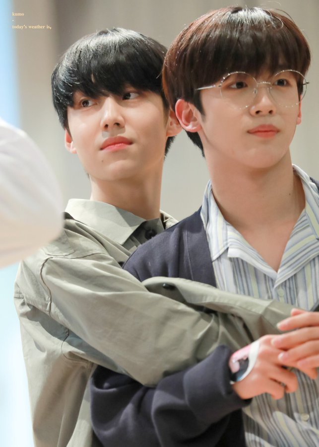 My favorite son with his yohan hyung  #김요한  #KIMYOHAN