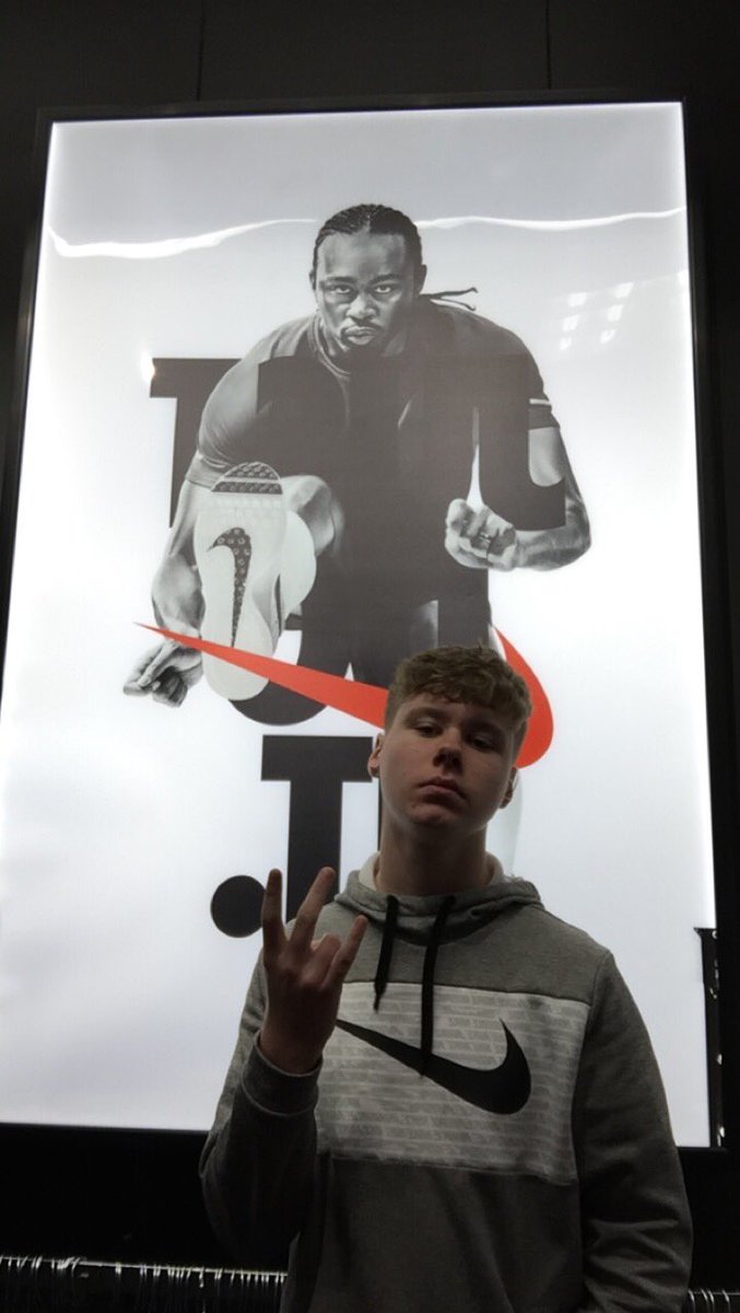 xo__brando's tweet photo. @Nike We Gotta Just Do It®️ https://t.co/0oubRWXtVm