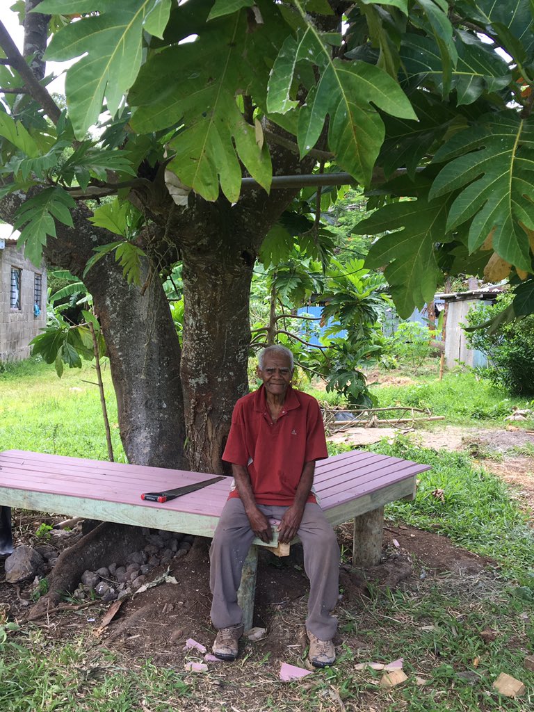 Apolosa Robaigau tweet media