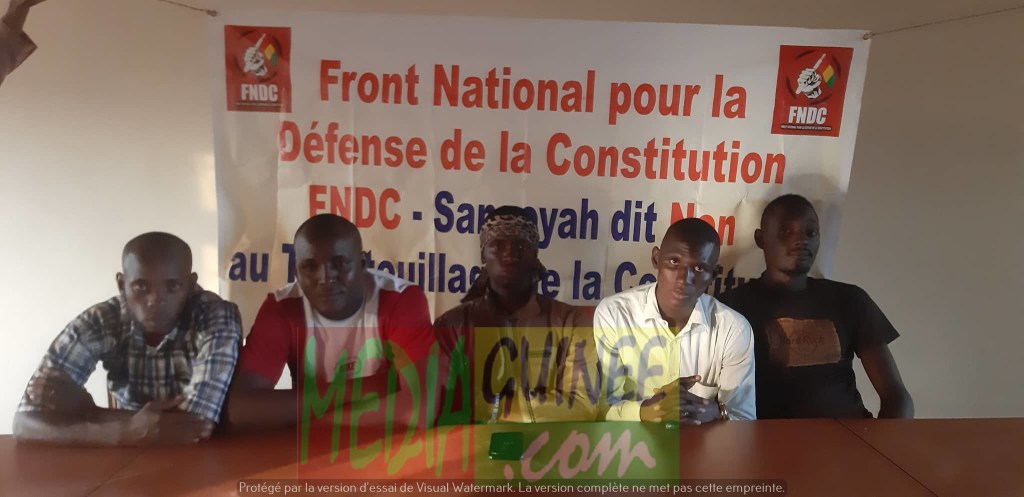 mediaguinee's tweet photo. Conakry : le collectif des coordinateurs du FNDC de Matoto annonce son départ ‘’définitif’’ du FNDC  https://t.co/AsCshId8ft https://t.co/XVxoPxGOB1