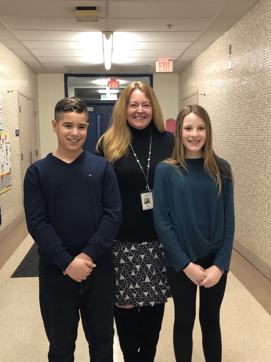 LibrarianKMP's tweet photo. When the students that you work with make you look amazing! Thank you Alex and Kat for representing our STEAM program at New Hartford Publuc Schools #newhtfd @AntoliniES https://t.co/mHQznIkgpn