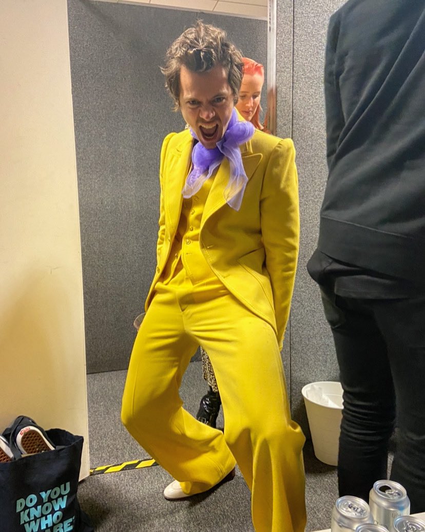 harry__lambert's tweet photo. Brits 2020 - @marcjacobs https://t.co/x3tT64SWl8