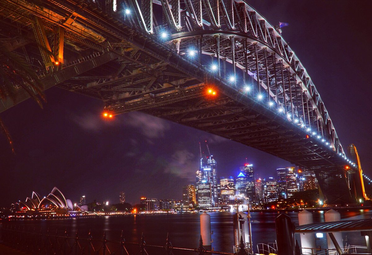 🇦🇺#Sydney #Australia #MilsonsPoint #Sydneytravel
#ilovesydney  #ilovesaustralia   #nightview #wharf #澳洲 #雪梨 #悉尼 #オーストラリア　#シドニー　#カメラ好きな人と繋がりたい　#写真好きな人と繋がりたい　#旅行好きな人と繋がりたい