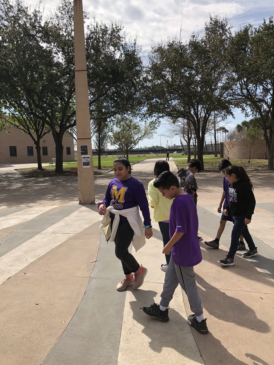 jud3gar's tweet photo. Students had so much fun at UTRGV! Thank you Ms. M. De la Cruz, @warriors112 and @utrgv for this excellent opportunity for our scholars #futurevaqueros https://t.co/lE6pIcTSFD
