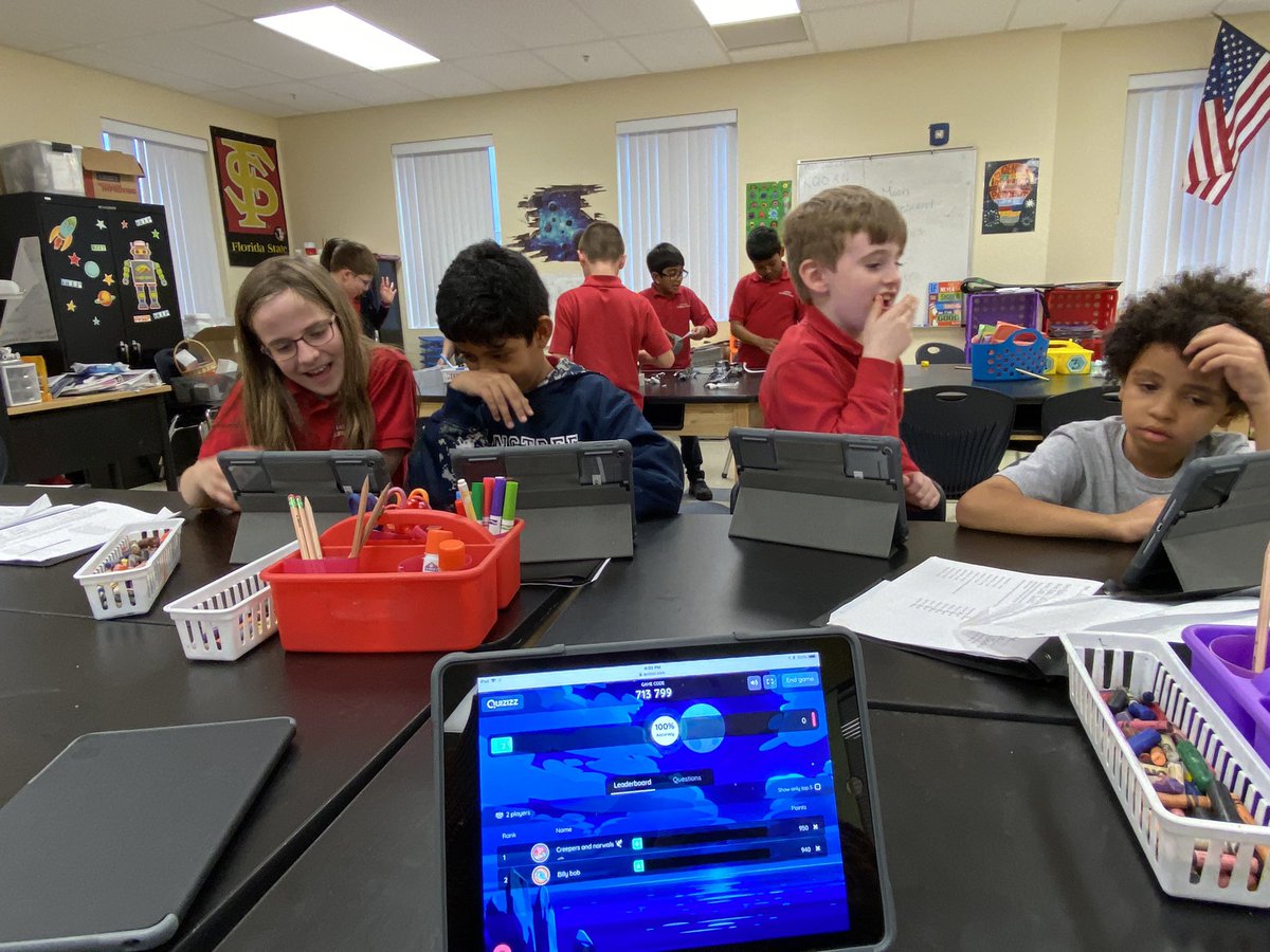 StepNoodles's tweet image. Our Olympiads getting their study on at practice. Hot glue, spaghetti, duct tape bridges and human body centers.... my room is a tornado but it was worth it! @LangtreeCharter @CSUSAhq @EPadgettLCA @ShaneFLis #LangtreeLions