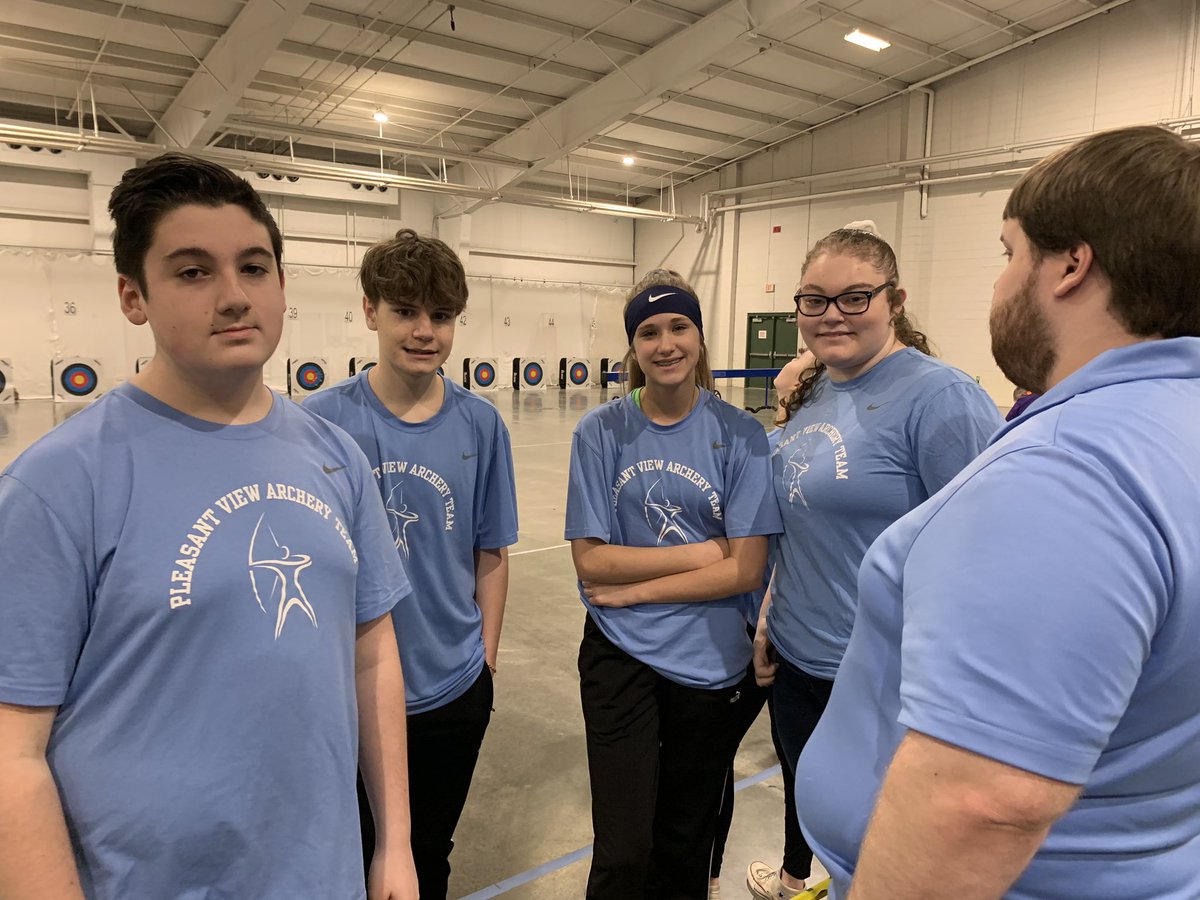 April Thompson tweet media