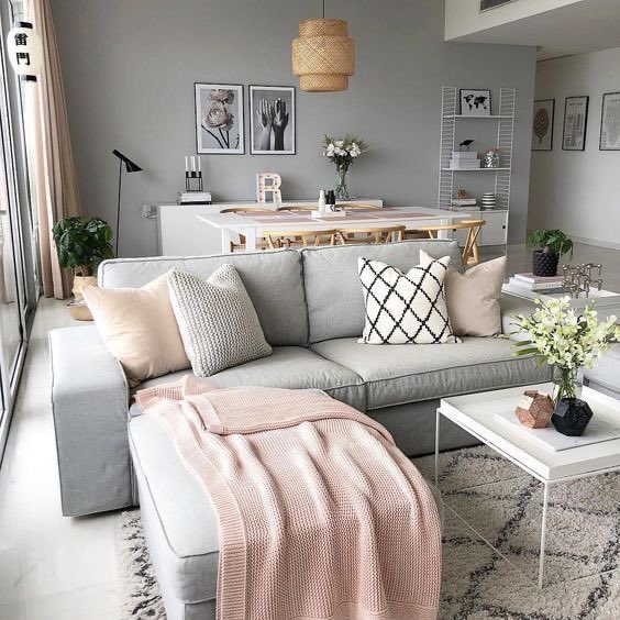 Tojimato's tweet photo. LAZY SUNDAY AFTERNOON—
If you are new to interior design, choose grey as a base color for your living room. Kemudian, tambahkan aksesori blush pink seperti karpet, langsir, lukisan, kusyen, pasu bunga. 

Blush pink is very gentle and warm, and it goes very well with grey. https://t.co/I9Ii15IFi4