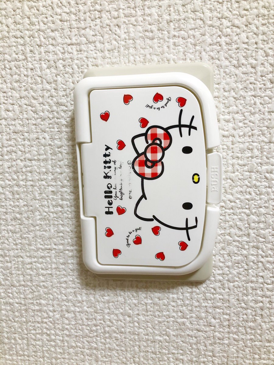コンセントキャップは子どもが取って口に入れたら怖いし専用カバーは高くてゴツイしで考えた結果がこちら ジャストフィット 笑 Togetter