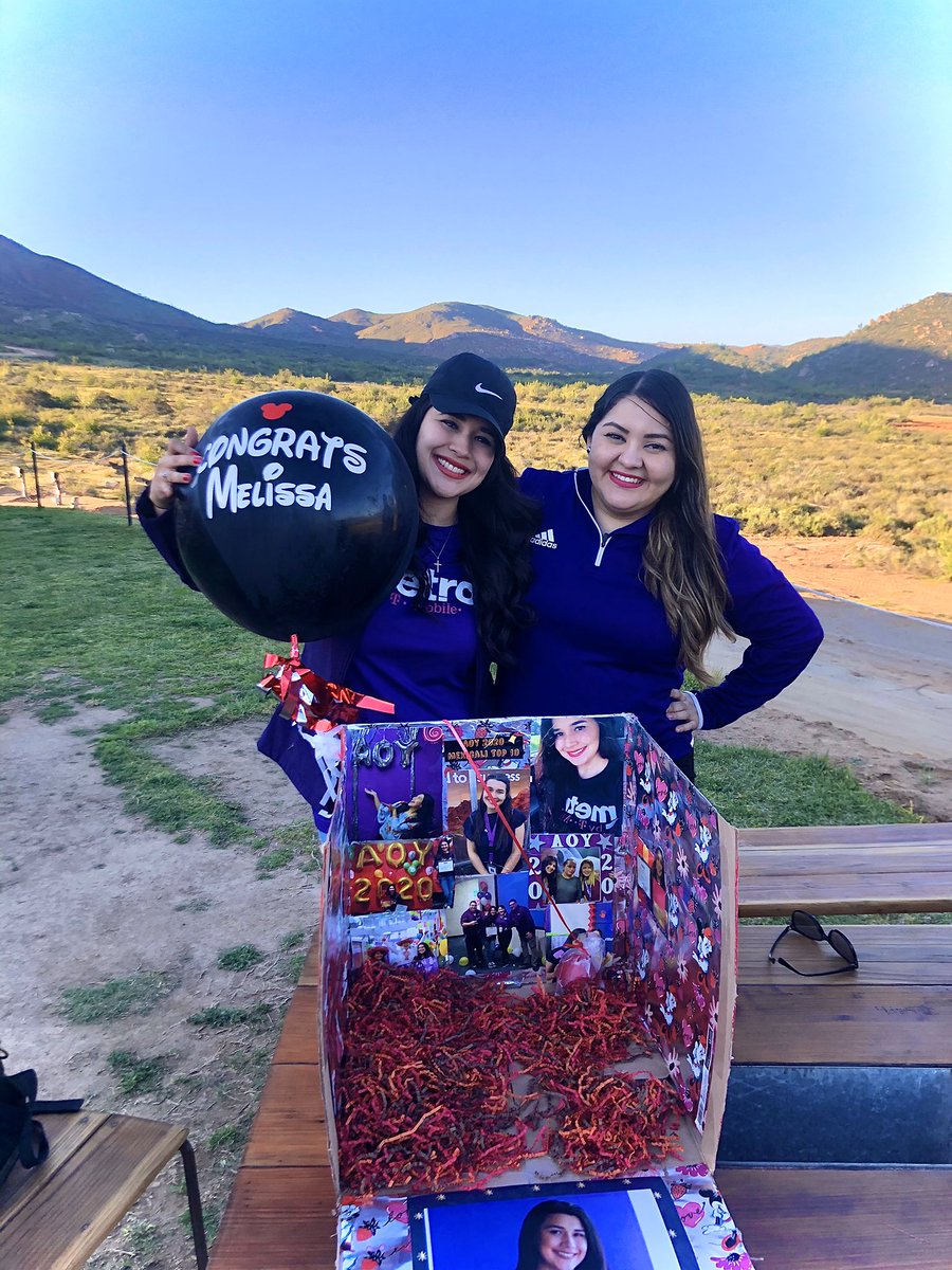 Melissa 🌻 CSR Metro by T-Mobile💜 tweet media
